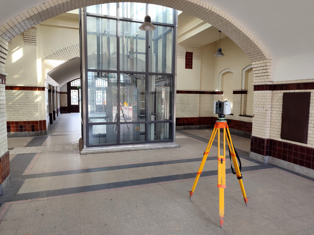 Vermessungen im Bahnhof Berlin-Wilhelmsruh, Foto: VBB